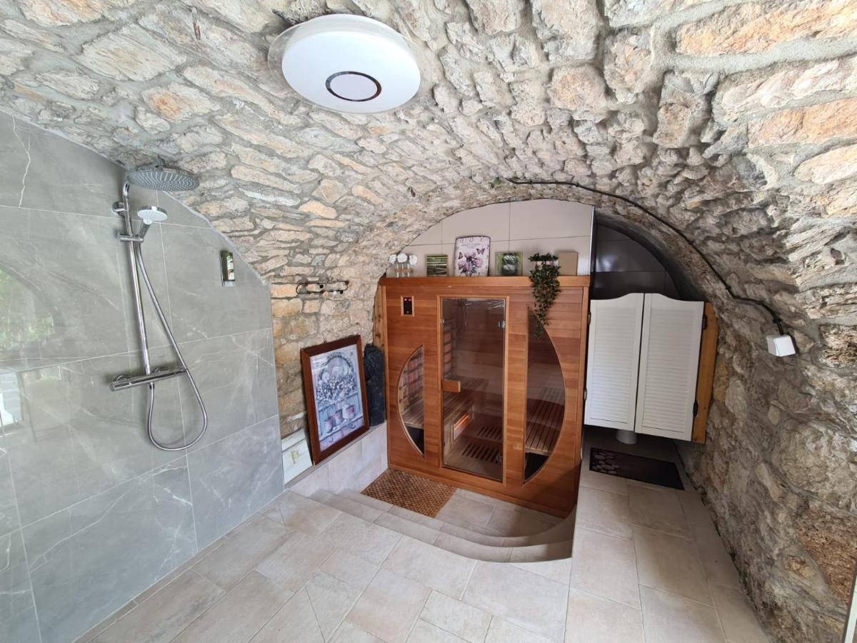 Le Mas Rolland, Piscine Chauffee & Spa - Millau - Gorges Du Tarn Compeyre ภายนอก รูปภาพ